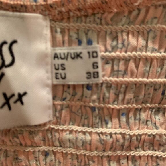 Princess Polly Light Pink Long Bell Sleeve Smocked Crop Top - Picture 7 of 9